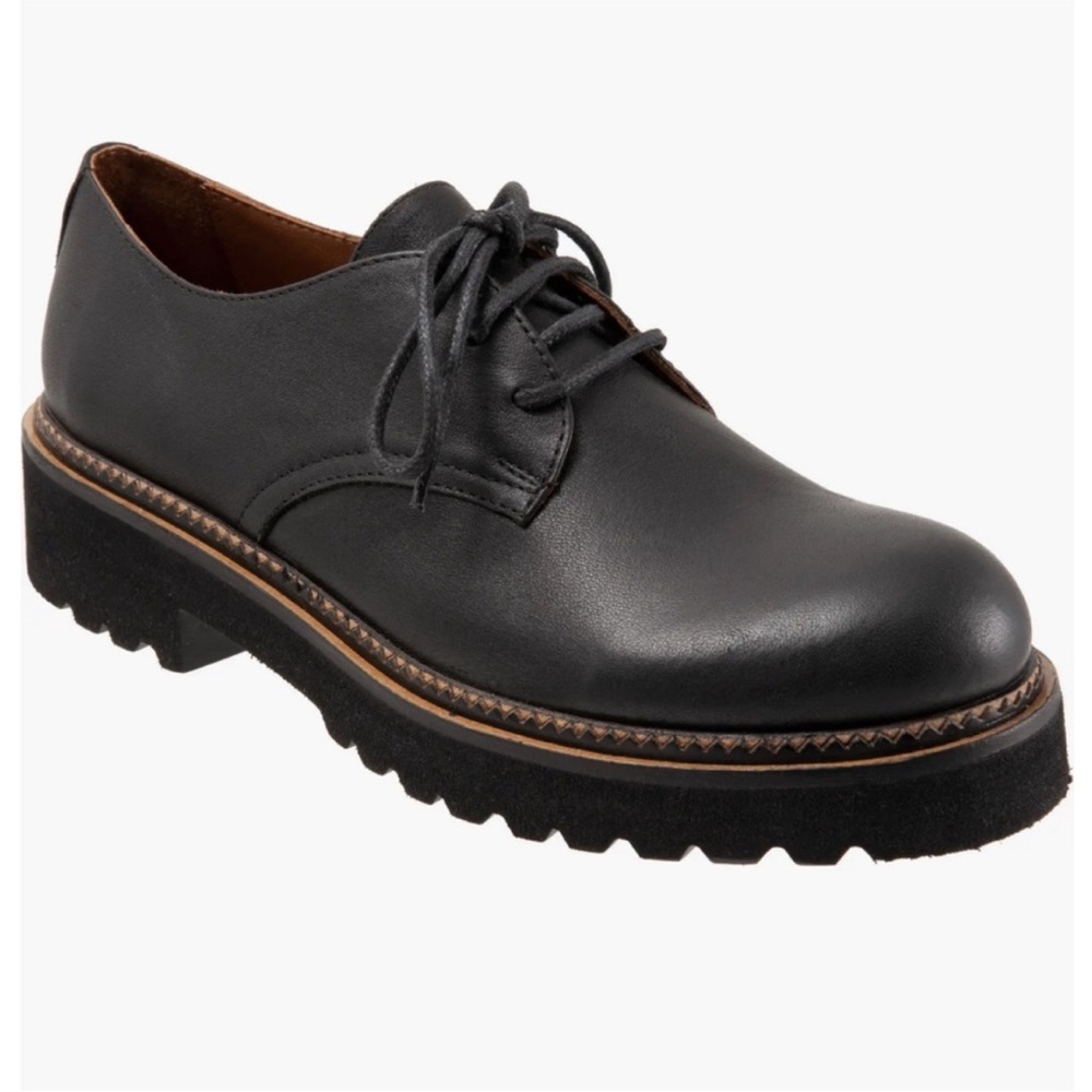 Bueno Women's Andi Oxfords